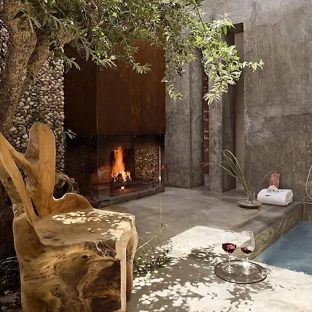 Areias Do Seixo Charm & Residences אה דוס קונהאדוס