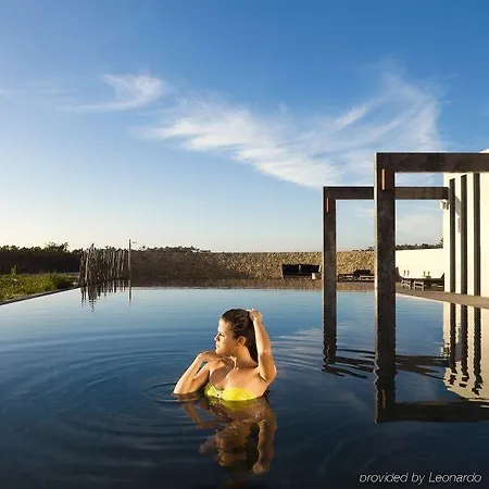 Areias Do Seixo Charm & Residences 5* אה דוס קונהאדוס