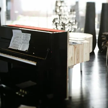 Areias Do Seixo Charm & Residences Hotel