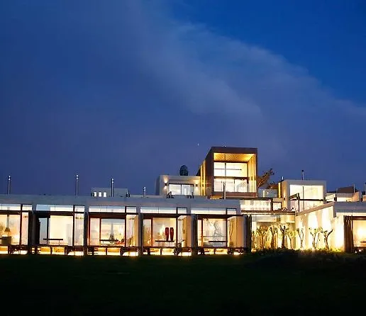 Areias Do Seixo Charm & Residences ホテル 5*